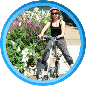 The Spiderflex hornless saddle has allowed this female cyclist to comfortably ride a shockless folding bicycle